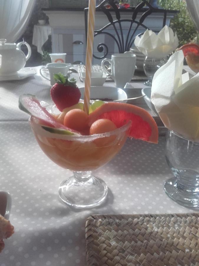 La Caldamente Bed & Breakfast Rieux-de-Pelleport Екстериор снимка